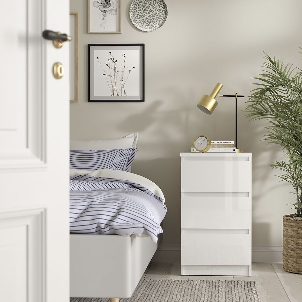 Naia Bedroom Set – 3-Piece High Gloss Package | Wardrobe, Chest & Bedside in Modern Handle-Free Design